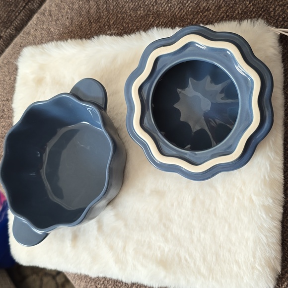 GLOBAL DESIGN CERAMIC TWO PIECE BLUE PUMPKIN DISH - Picture 11 of 11